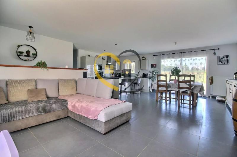 Maison - 98 m² - 4 pièces