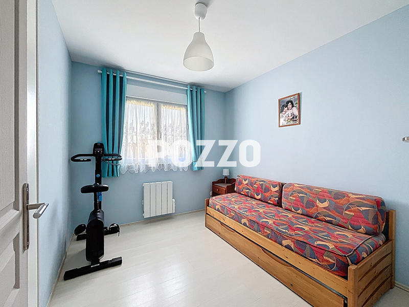 Maison - 95 m² - 5 pièces