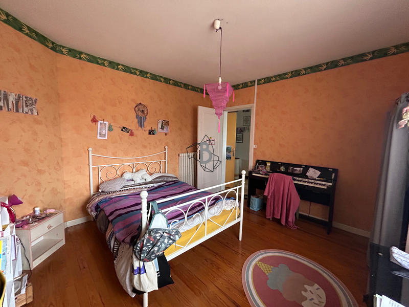 Maison - 169 m² - 7 pièces