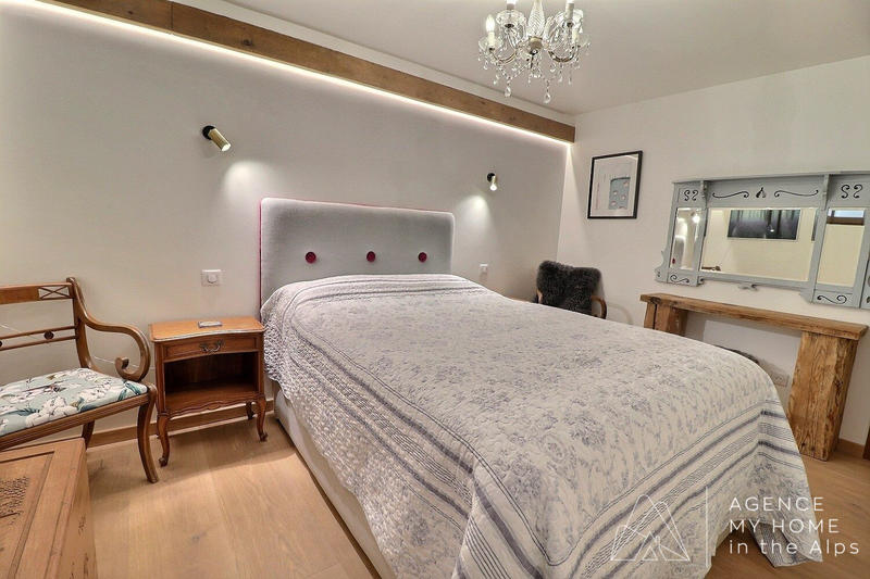 Châlet - 368 m² - 9 pièces