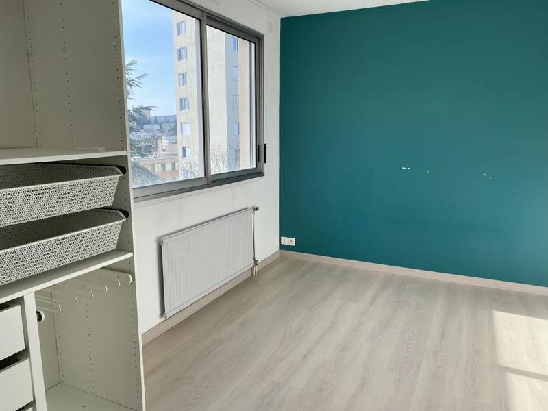 Appartement - 160 m² - 7 pièces