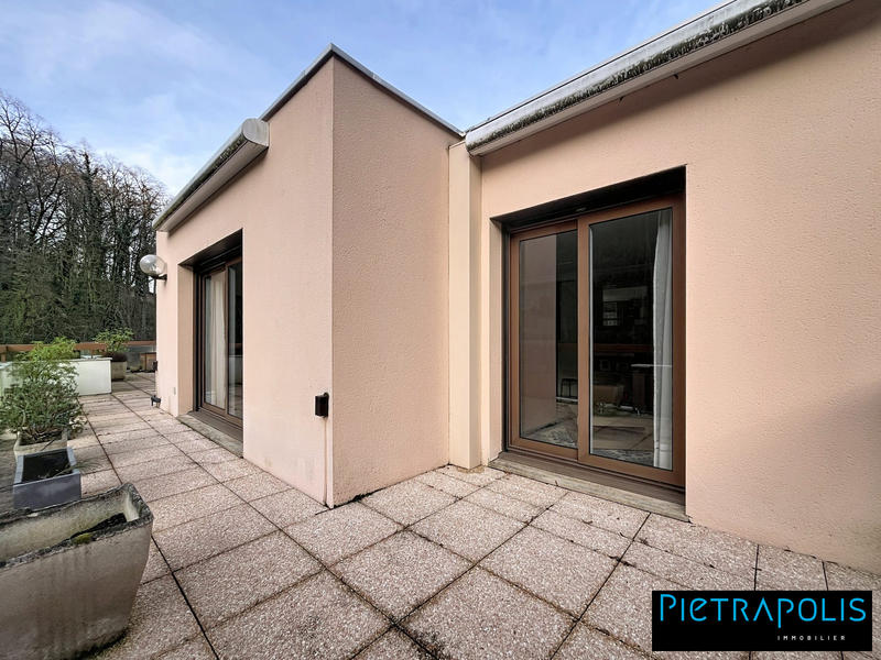 Appartement - 132 m² - 4 pièces