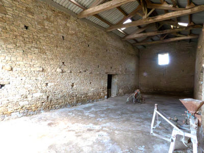 Maison - 240 m² - 3 pièces