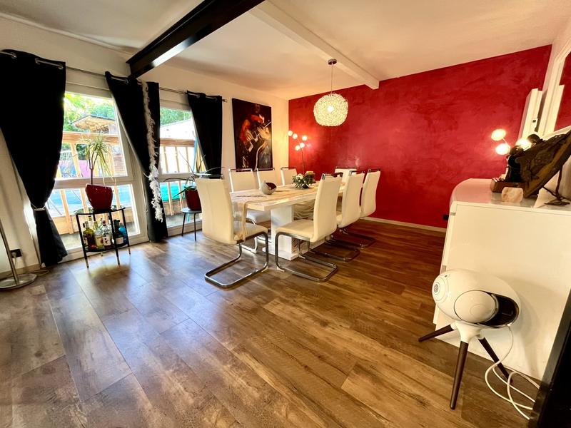 Maison - 164 m² - 5 pièces