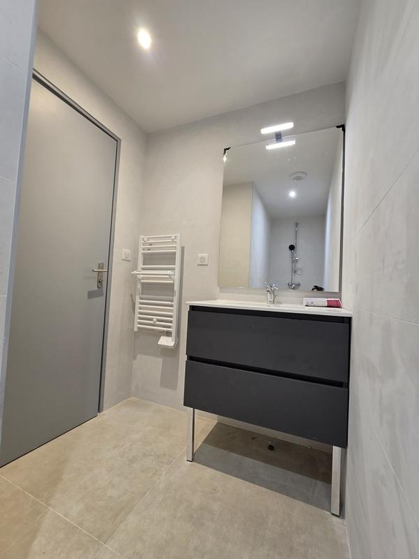 Appartement - 98 m² - 4 pièces