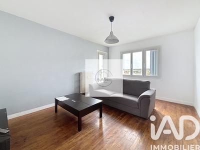 Appartement - 64 m² - 4 pièces