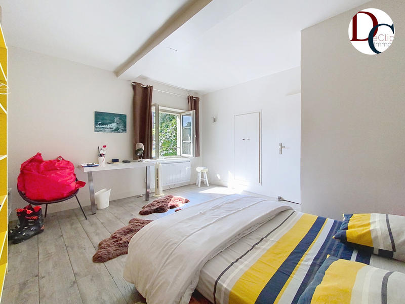 Maison - 190 m² - 10 pièces