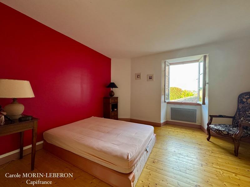 Maison de ville - 320 m² - 13 pièces