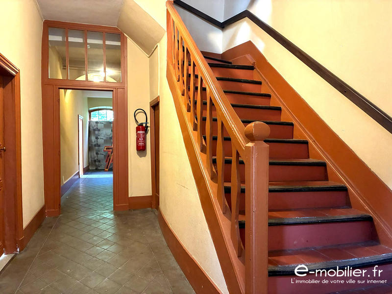 Maison ancienne - 220 m² - 9 pièces