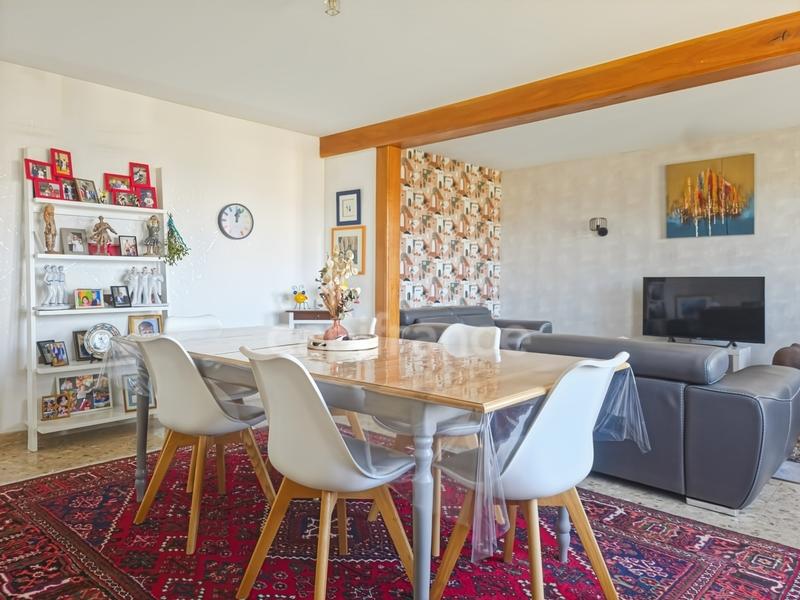 Maison - 110 m² - 5 pièces