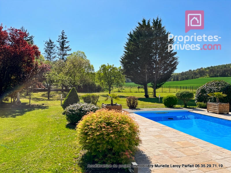 Maison - 319 m² - 7 pièces