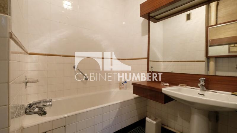 Appartement - 74 m² - 2 pièces