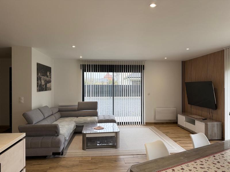 Maison - 98 m² - 4 pièces