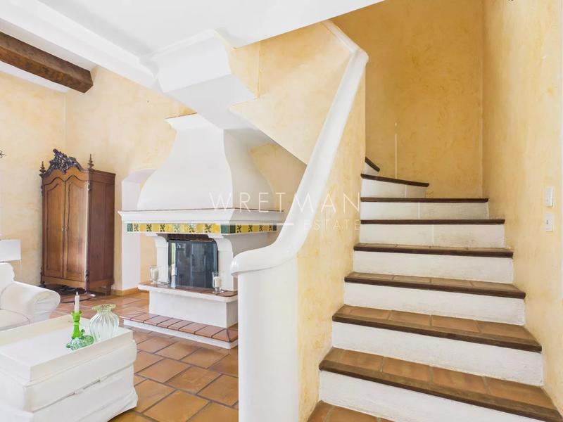 Villa - 176 m² - 6 pièces