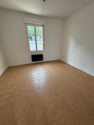 Studio - 25 m² - 1 pièce