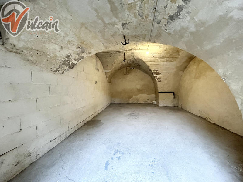 Immeuble - 197 m² - 10 pièces