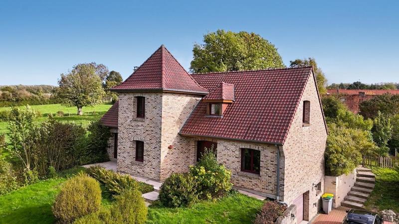 Maison - 165 m² - 6 pièces