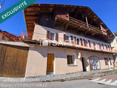 Maison - 140 m² - 9 pièces