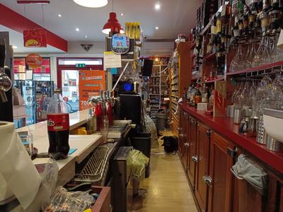 Local commercial - 245 m² - 10 pièces