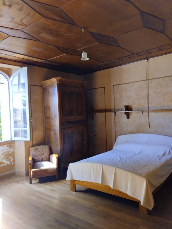 Maison ancienne - 308 m² - 13 pièces