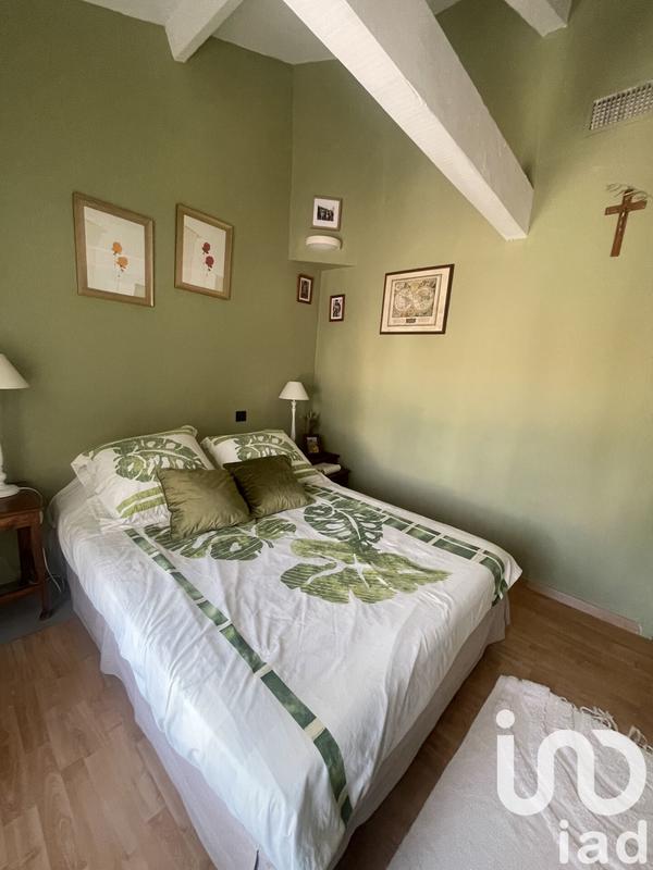 Maison - 220 m² - 7 pièces