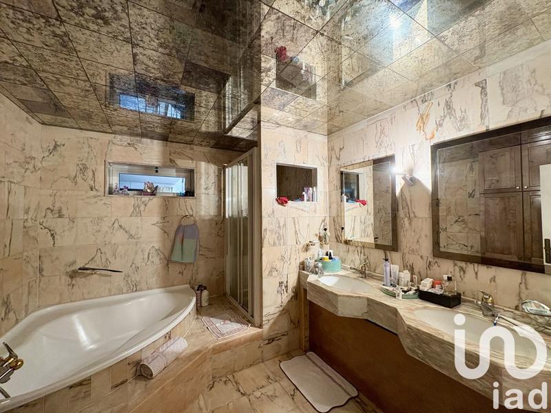 Maison - 135 m² - 8 pièces