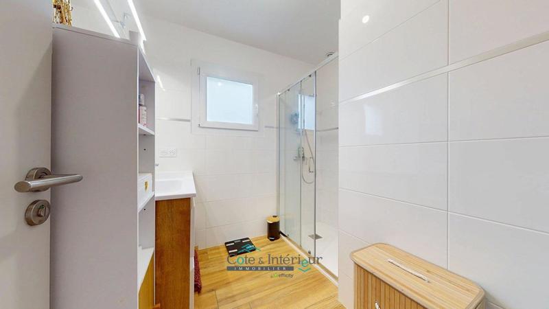 Pavillon - 105 m² - 5 pièces