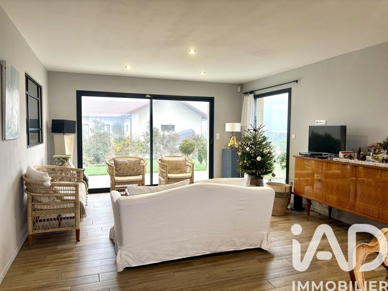 Maison - 139 m² - 5 pièces