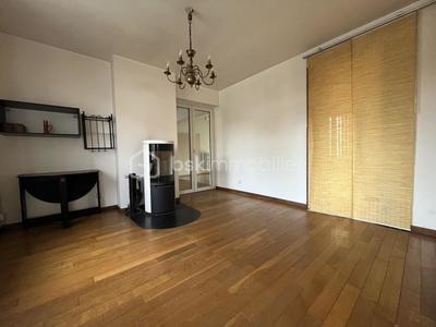 Propriété - 140 m² - 7 pièces