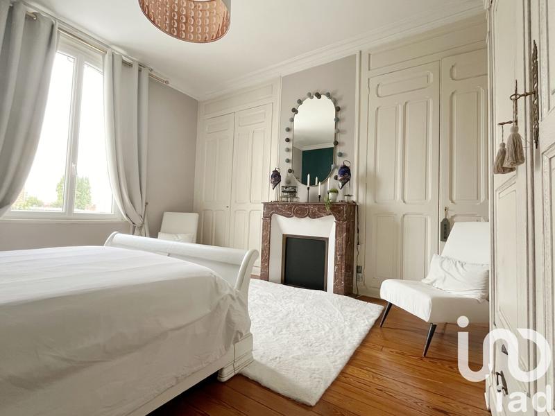 Maison de ville - 304 m² - 9 pièces