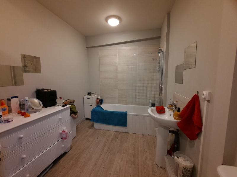 Maison traditionnelle - 102 m² - 6 pièces