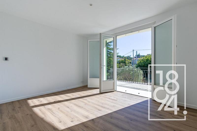 Villa - 190 m² - 6 pièces