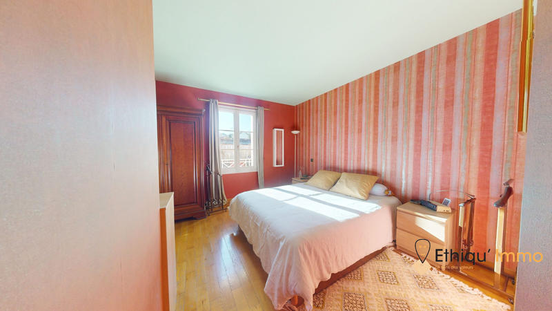 Maison - 170 m² - 5 pièces