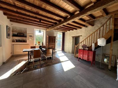 Villa - 220 m² - 6 pièces