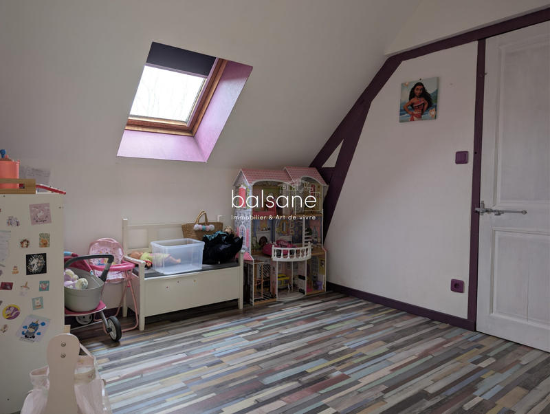 Maison - 99 m² - 5 pièces