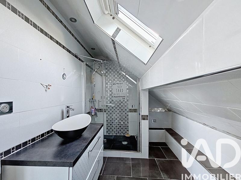 Maison - 163 m² - 6 pièces