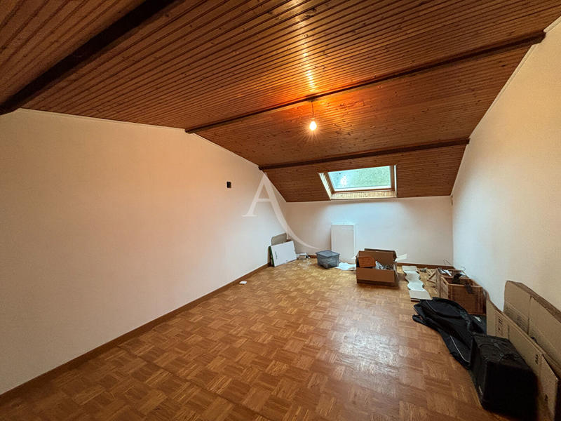 Maison - 143 m² - 5 pièces