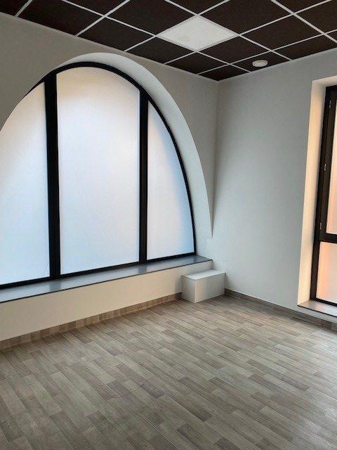 Local commercial - 208 m²