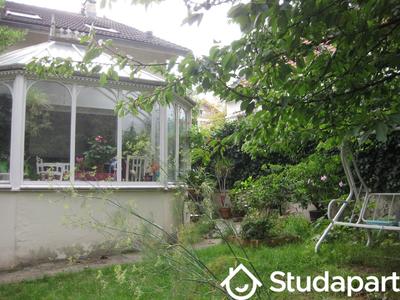 Chambre - 15 m² - 1 pièce