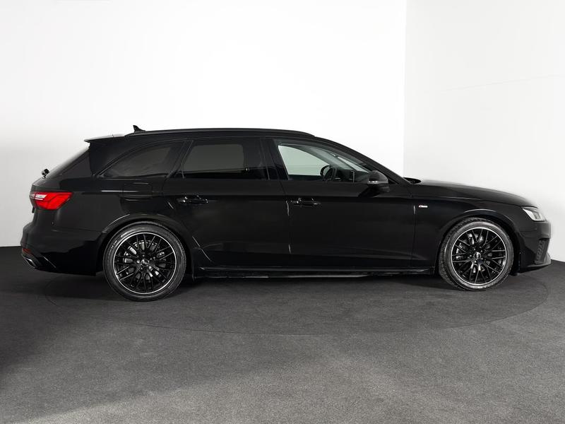 Audi A4 Avant s-Line 30 Tdi 136ch Ja18p Semi Virtual Cockpit Carplay Regul Blackline s-Tronic Mhev