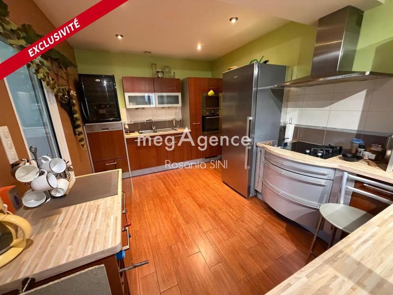 Maison - 152 m² - 6 pièces