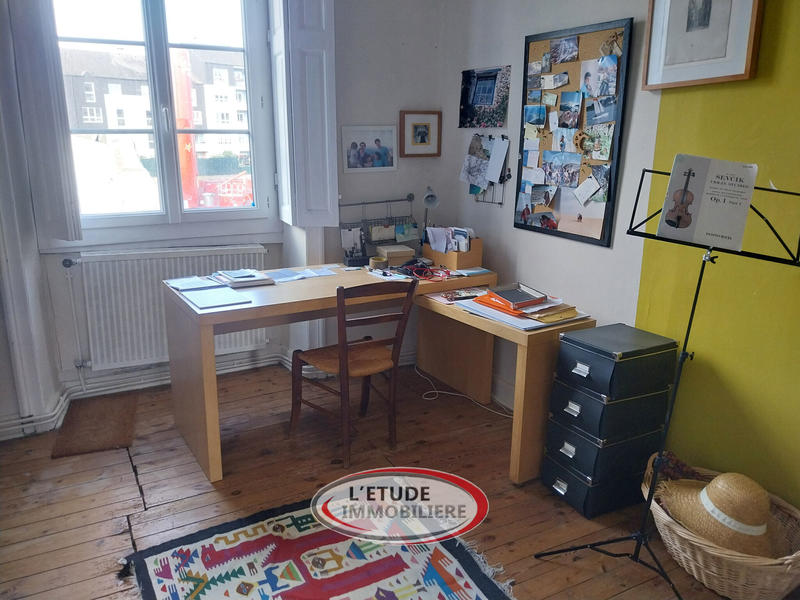 Appartement - 161 m² - 8 pièces