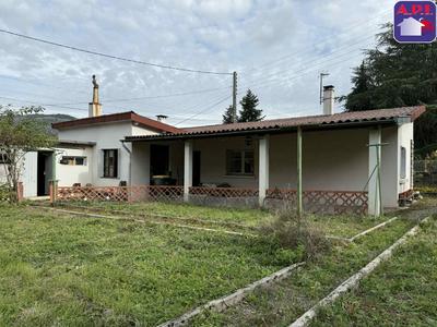 Maison - 98 m² - 4 pièces