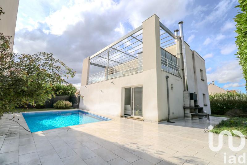 Maison - 148 m² - 6 pièces