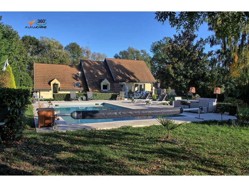 Propriété - 138 m² - 7 pièces