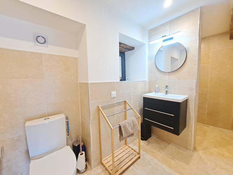 Maison - 198 m² - 7 pièces