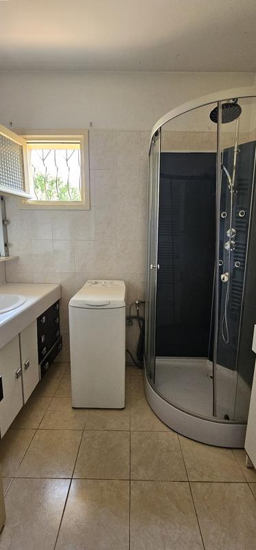 Maison - 550 m² - 4 pièces