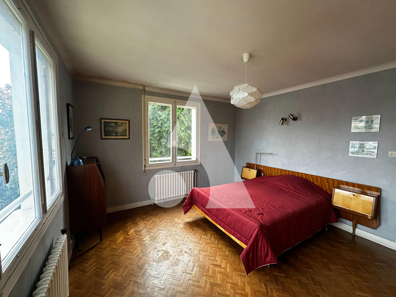 Maison - 147 m² - 5 pièces