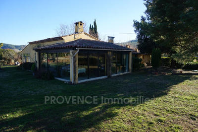 Maison - 189 m² - 6 pièces