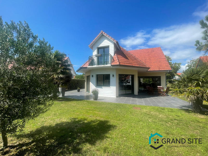 Maison - 162 m² - 6 pièces